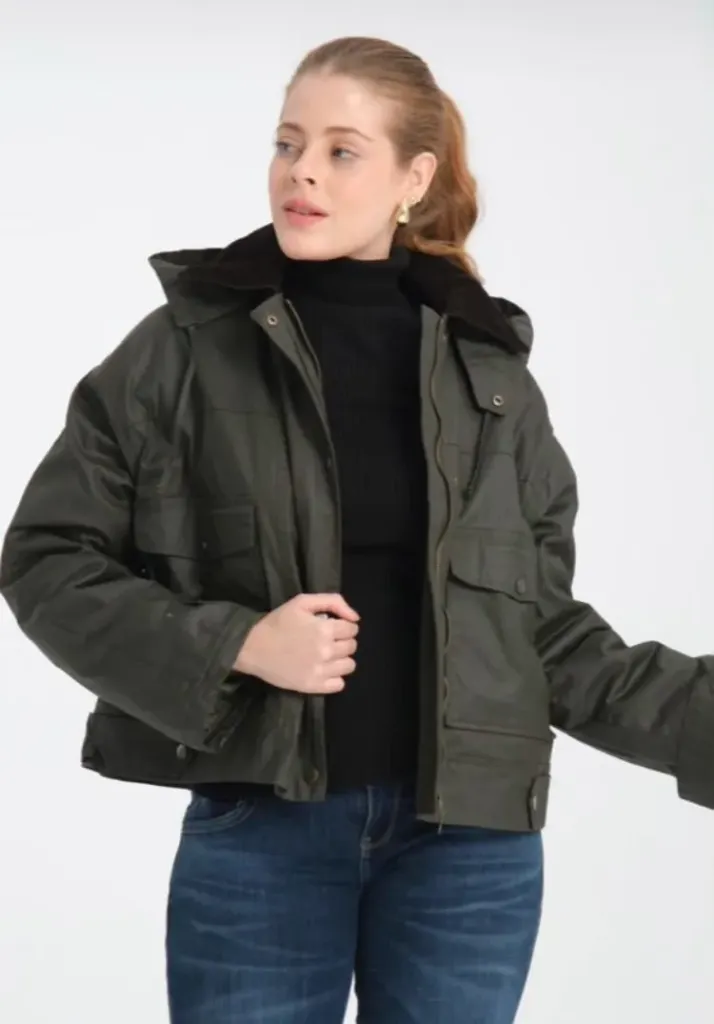 HAKİ KADİFE YAKA DETAYLI CEPLİ PARKA